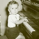 Photo from Bobby Lounge website